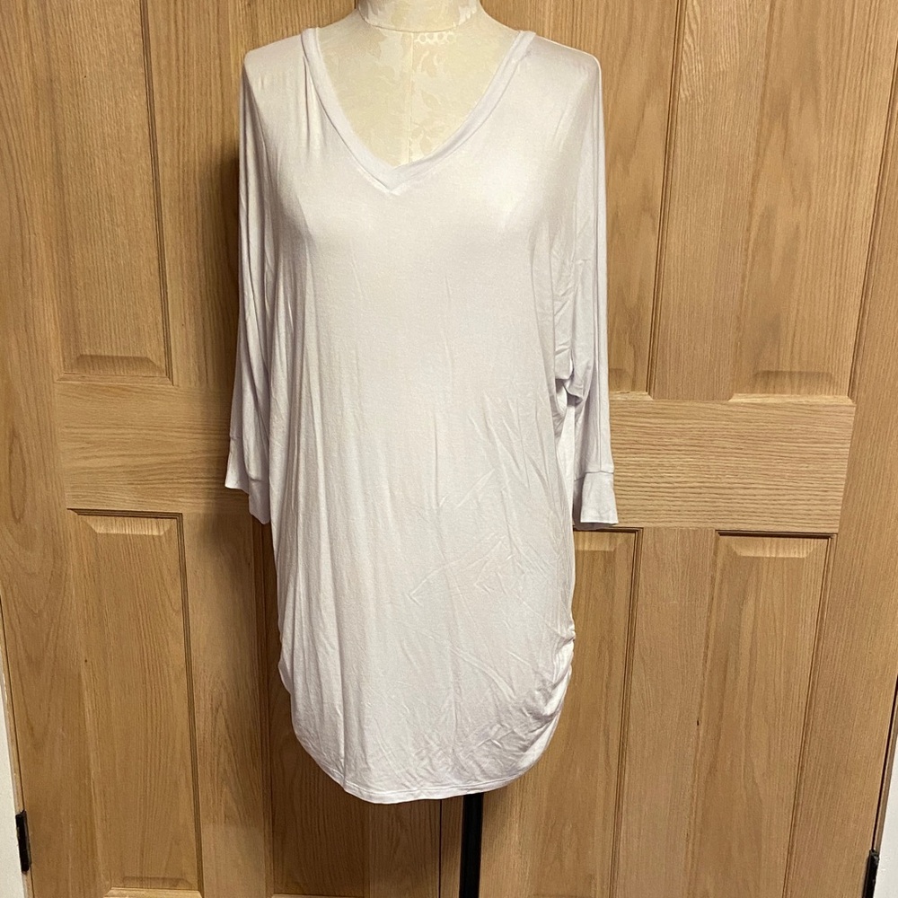 By Johnny Soft White V-Neck Tunic